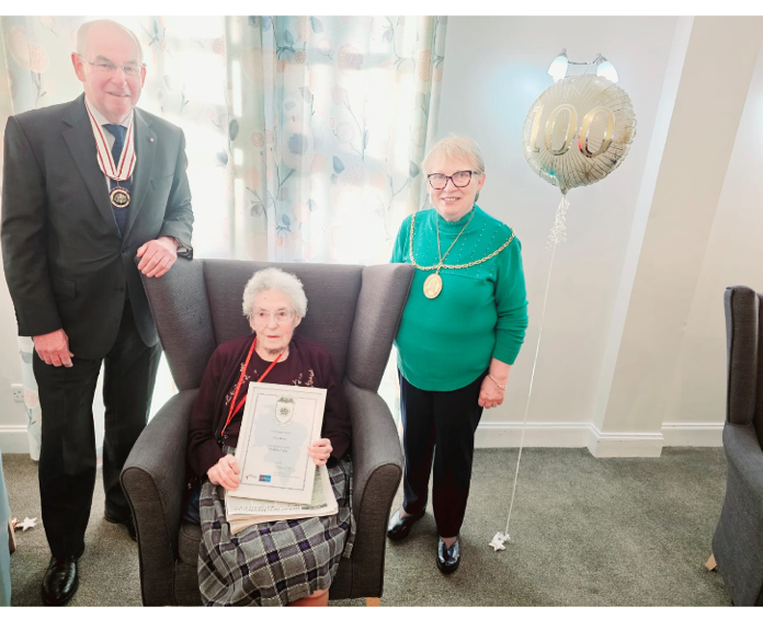 100TH BIRTHDAY CELEBRATION – MARY HENDRY